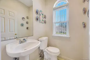 7 Stadium Blvd, East Setauket, NY 11733 - Photo 24