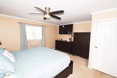 32 Lagoon Place, East Islip, NY 11730 - Photo 22