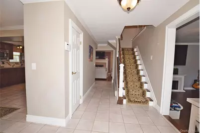 32 Lagoon Place, East Islip, NY 11730 - Photo 14