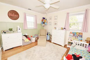 32 Lagoon Pl, East Islip, NY 11730 - Photo 18