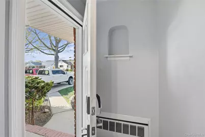 2489 Eileen Road, Oceanside, NY 11572 - Photo 2
