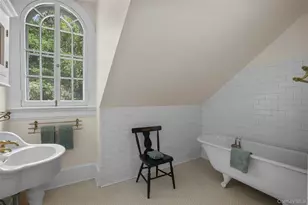 328 McLain St, Bedford Hills, NY 10507 - Photo 22