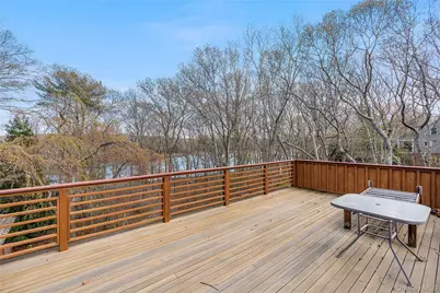 89 Isle Of Wight Road, East Hampton, NY 11937 - Photo 6
