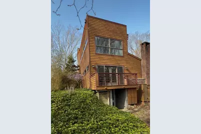 89 Isle Of Wight Road, East Hampton, NY 11937 - Photo 8