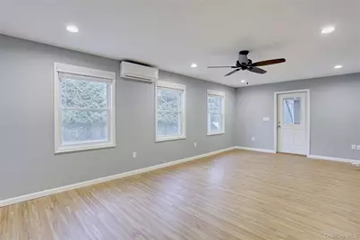 6 Hemlock Lane, Thiells, NY 10984 - Photo 32