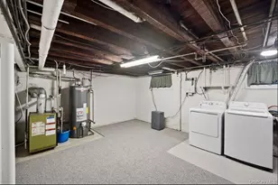 60-56 69th Ln, Maspeth, NY 11378 - Photo 32