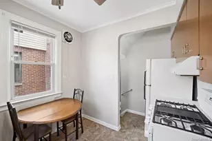 60-56 69th Ln, Maspeth, NY 11378 - Photo 22