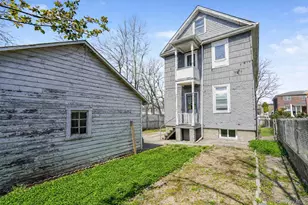 202 Dixon Ave, New York, NY 10303 - Photo 34