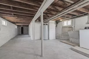 202 Dixon Ave, New York, NY 10303 - Photo 22