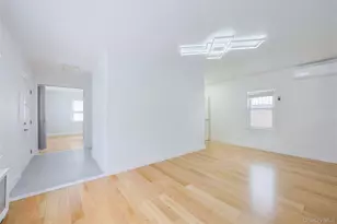 32-02 Murray Ln, Flushing, NY 11354 - Photo 18
