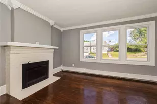 34 Woodland Ave, Poughkeepsie, NY 12603 - Photo 4