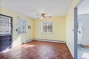 10 Timon Ct, Huntington, NY 11743 - Photo 20