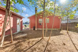 10 Timon Ct, Huntington, NY 11743 - Photo 12