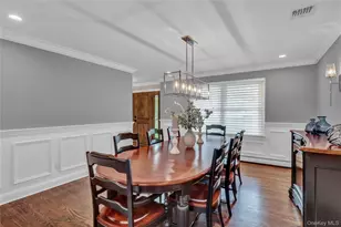 19 Oakwood Ave, Miller Place, NY 11764 - Photo 24
