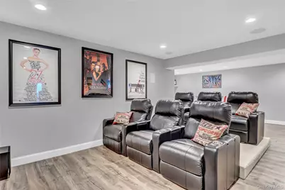 19 Oakwood Avenue, Miller Place, NY 11764 - Photo 38