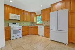 48 Lake Nanuet Dr, Nanuet, NY 10954 - Photo 20