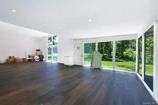 107 Wildwood Rd, Great Neck, NY 11024 - Photo 6