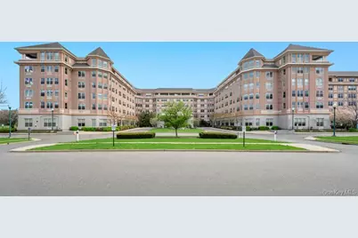 300 E Overlook #240, Port Washington, NY 11050 - Photo 12