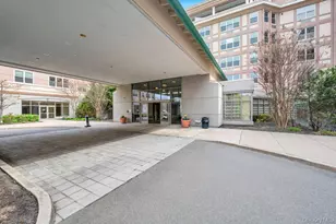 300 E Overlook, Port Washington, NY 11050 - Photo 14