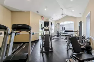 401 Constance Ln, Port Jefferson, NY 11776 - Photo 24