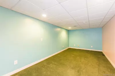 401 Constance Lane, Port Jefferson, NY 11776 - Photo 20