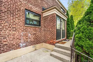 219-50 74th Ave, Bayside, NY 11364 - Photo 4