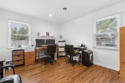 680 Westview Drive, Mattituck, NY 11952 - Photo 14