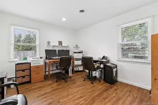680 Westview Dr, Mattituck, NY 11952 - Photo 14