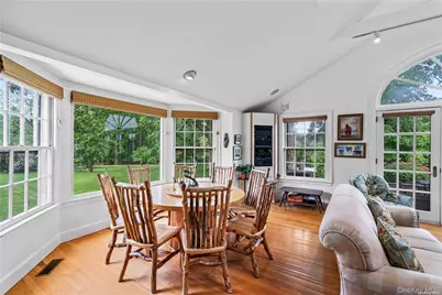 200 Cleft Road, Mill Neck, NY 11765 - Photo 16