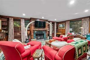 200 Cleft Rd, Mill Neck, NY 11765 - Photo 10