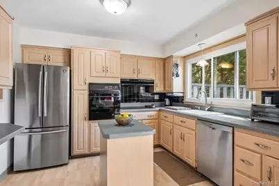 146 Hunter Avenue, Sleepy Hollow, NY 10591 - Photo 16