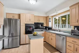146 Hunter Ave, Sleepy Hollow, NY 10591 - Photo 16