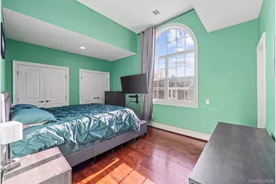 556 Park Avenue, West Hempstead, NY 11552 - Photo 14