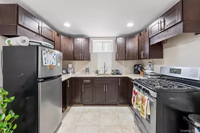 556 Park Avenue, West Hempstead, NY 11552 - Photo 28