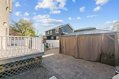 556 Park Avenue, West Hempstead, NY 11552 - Photo 34