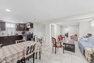 556 Park Ave, West Hempstead, NY 11552 - Photo 26