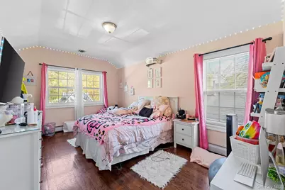 556 Park Avenue, West Hempstead, NY 11552 - Photo 18