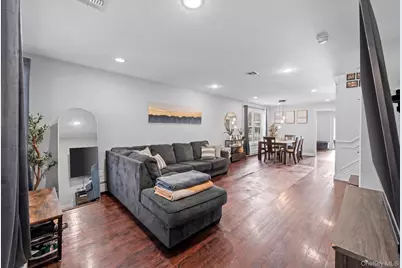 556 Park Avenue, West Hempstead, NY 11552 - Photo 4