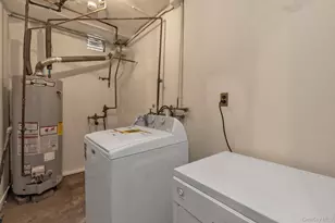 100-06 32nd Ave, East Elmhurst, NY 11369 - Photo 10