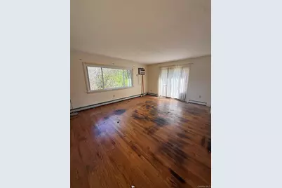 15 Hamilton Road, Hopewell Junction, NY 12533 - Photo 6