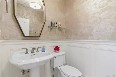 46 Hunting Hollow Court, Dix Hills, NY 11746 - Photo 20