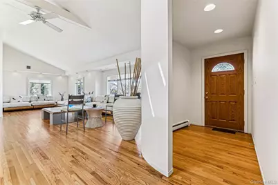 22 Meadow Lane, Westhampton Beach, NY 11978 - Photo 4
