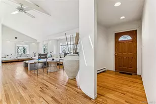 22 Meadow Ln, Westhampton Beach, NY 11978 - Photo 4