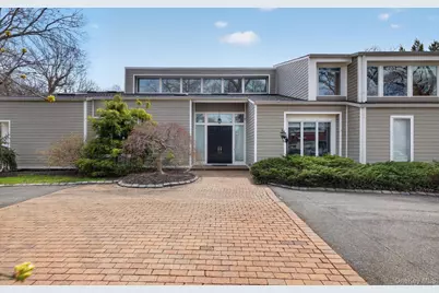 18 Windemere Way, Woodbury, NY 11797 - Photo 4