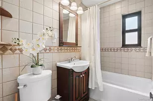 16-40 160th St, Whitestone, NY 11357 - Photo 4