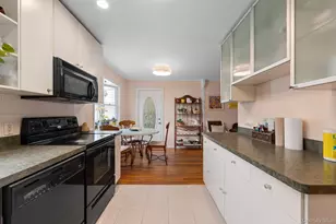 266 Bellmore Rd, East Meadow, NY 11554 - Photo 24