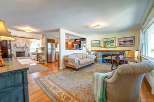 10 McKenzie St, Huntington, NY 11743 - Photo 4