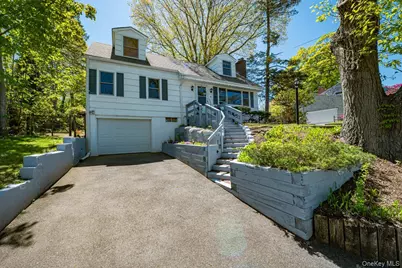 10 McKenzie Street, Huntington, NY 11743 - Photo 2