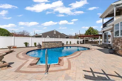 7 Waterview Avenue, Massapequa, NY 11758 - Photo 42
