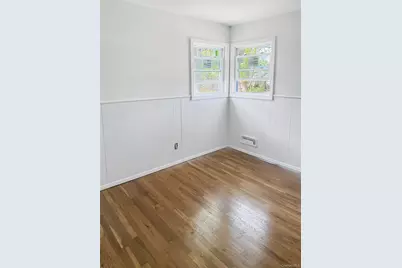 13 Winston Lane, Port Jefferson Station, NY 11776 - Photo 10